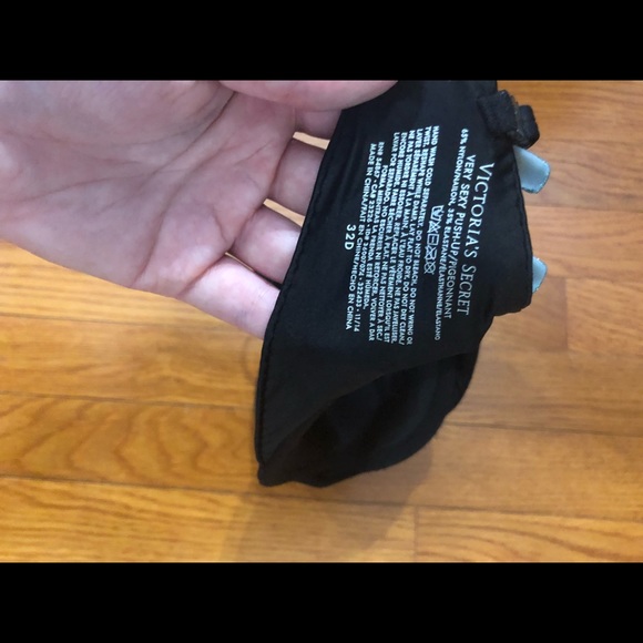 Vs bra - Picture 3 of 5